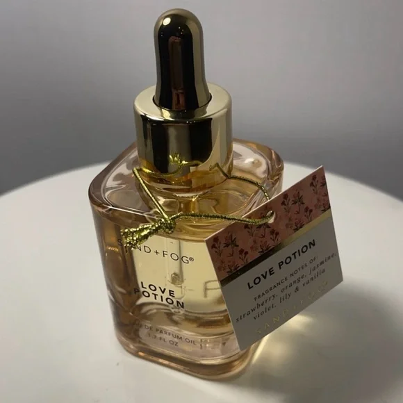 Sand + Fog "Love Potion" Scented
Body Oil - 1.7 fl oz ** - Picture 5 of 5